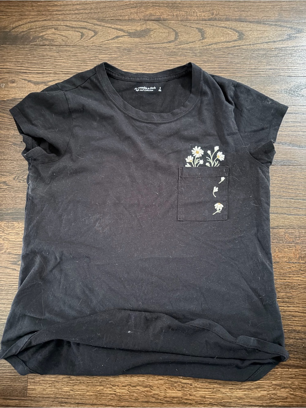 Abercrombie & Fitch Soft A&F Floral Pocket Tee Black Size S